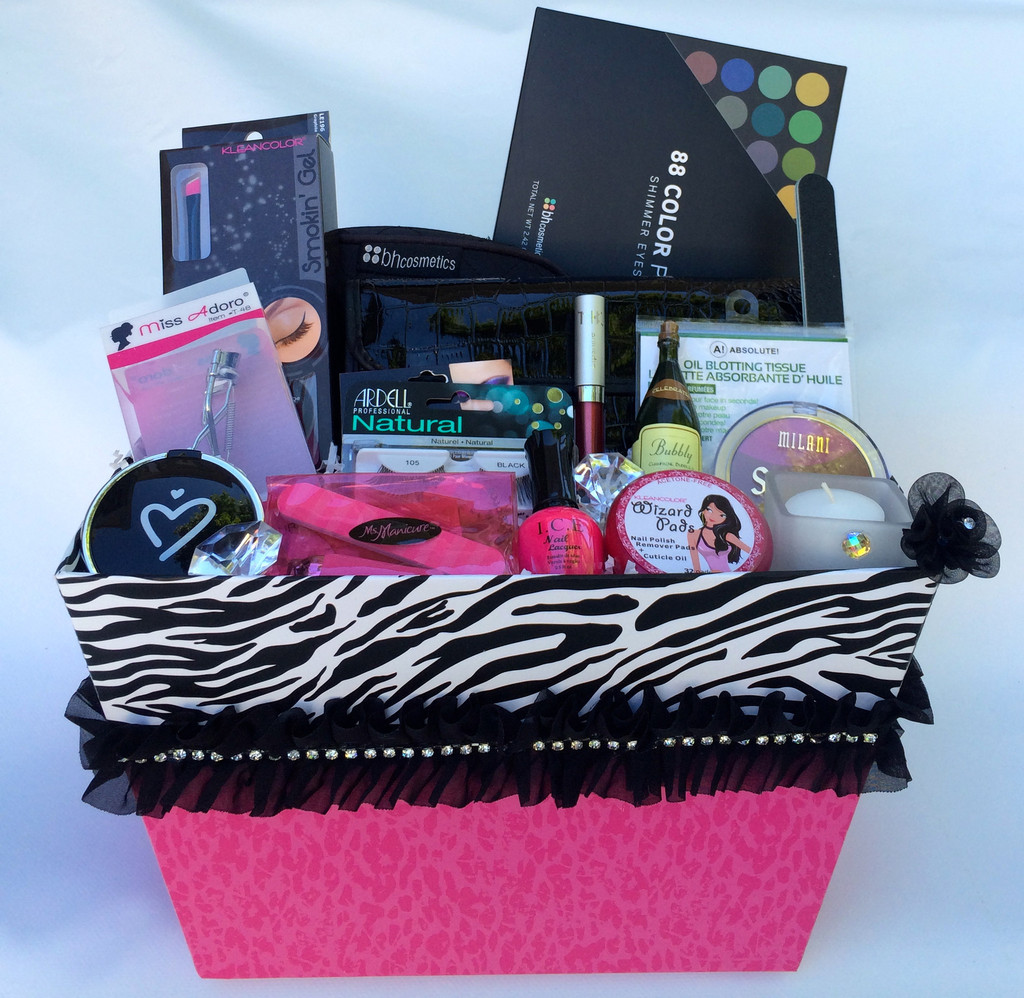 Best Make Up Gifts - 99 Institute of